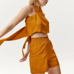 Cinnamon Shorts -Transcend Sales cinnamon shorts 4895423bdc16868b936f3760e62408a0