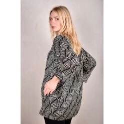 Cosey. Tunic Top In Noil Silk/Rayon Mix. Print "Kalacream" -Transcend Sales cosey tunic top in noil silk rayon mix print kalacream a83b7876a7a52d4e991b97431e908ebc