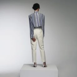 Linen Crop Blouse -Transcend Sales crop blouse 2d67ee1c5369b37b85d6ab73838e815a