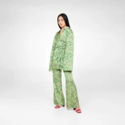 Taurus Wrap Top -Transcend Sales es4lvkophjcq4mazvj8l