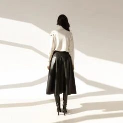 Viscose Blend Turtleneck White Sweater -Transcend Sales jsa9bun1dkdls8ehim2i