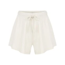 White Shaky Short