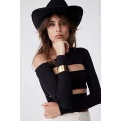 Nicholas Top - Black -Transcend Sales nicholas top 4882a0de52b648356dd5a4cc226dd13c