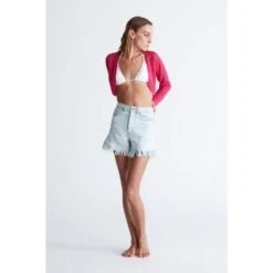 Butterfly Fishnet Knit Bolero In Magenta-Pink -Transcend Sales peraluna butterfly bolero file o rgu uzun kol triko kad n bolero magenta pembe 261a1bc02811a4bbf3b4f957ed932fe9