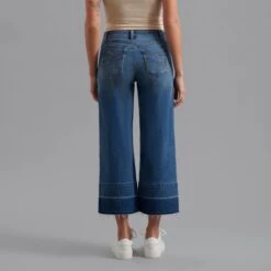 Baiona Jean 7 Baiona Jean -Transcend Sales stj5kfomkha3qbxap8ld