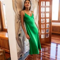 The Silk Slipdress - Emerald Green -Transcend Sales the silk slipdress in emerald green 30febc0822f0f392e5e6070c80f4b1c8
