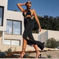 Cynosure Bodysuit With Golden Details In Black -Transcend Sales zipnisa elegant pants with zip in black aa91d0fb90d49ee8319bc819920acd6a